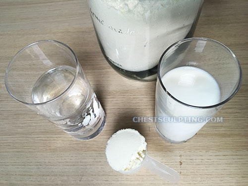 whey-protein-with-milk-vs-water
